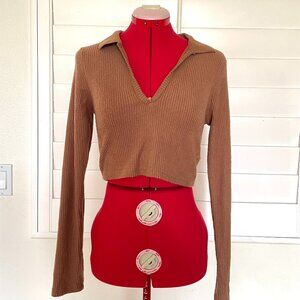 Long Sleeved Collared Crop Top